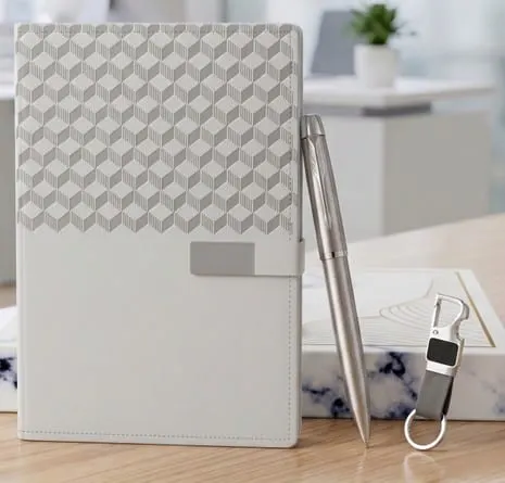 Cube-Pattern 3-in-1 Gift Set — Light Grey